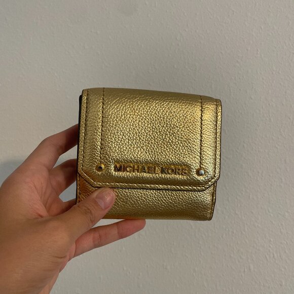 MICHAEL KORS LEATHER TRIFOLD WALLET - Picture 1 of 5